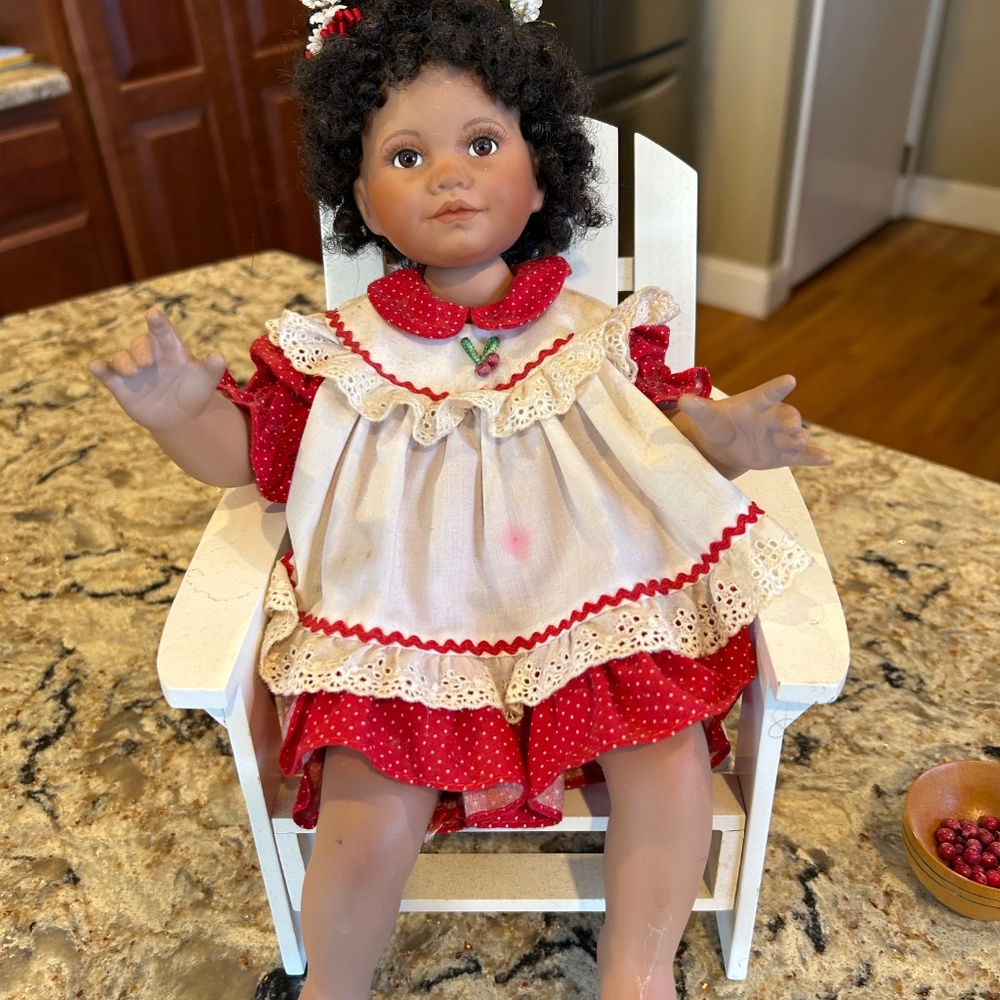 Georgetown Collection Doll - Picture 3 of 7